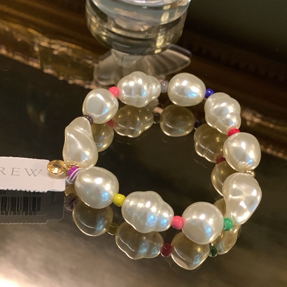 * LAST ONE* J. Crew Rainbow Pop Pearl Stretch Bracelet - Picture 3 of 4